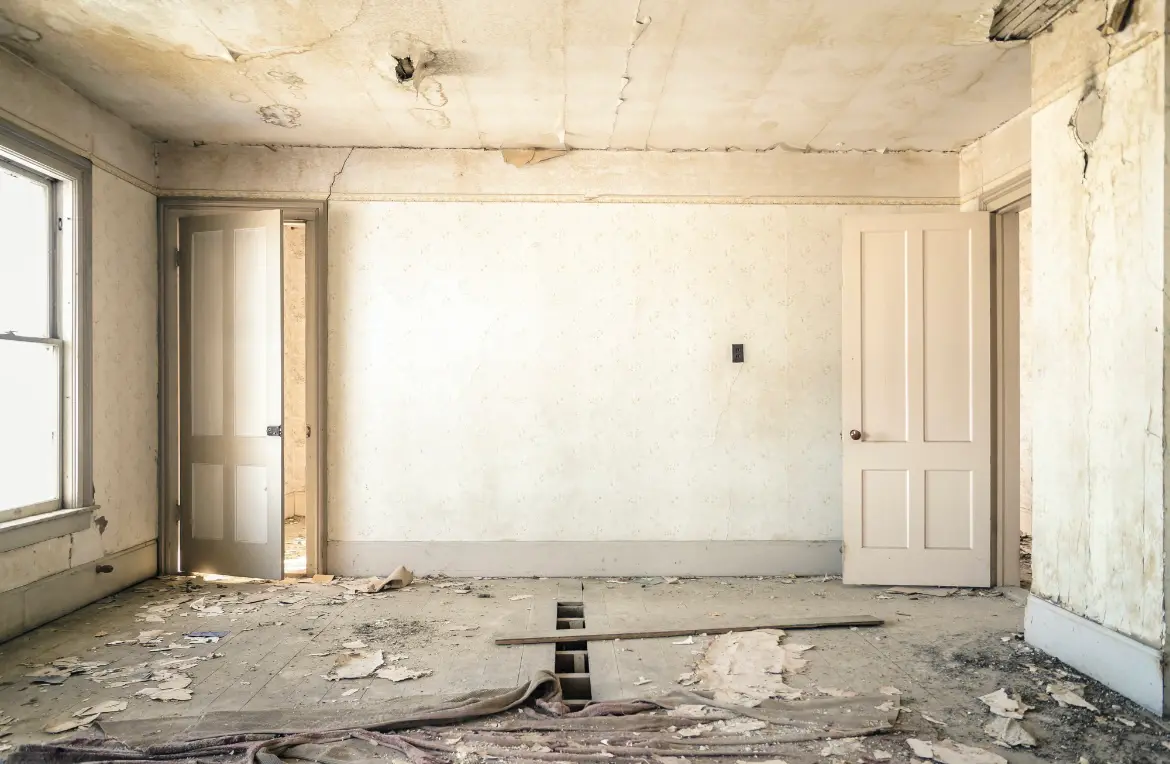 Waste disposal crew managing a cleanout project in Whitpain